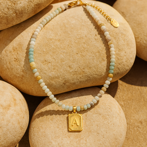 아마조나이트 이니셜 레터 참 목걸이