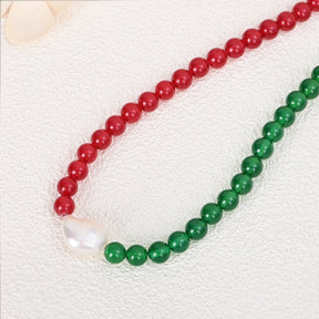 Winterberry Christmas Pearl Necklace