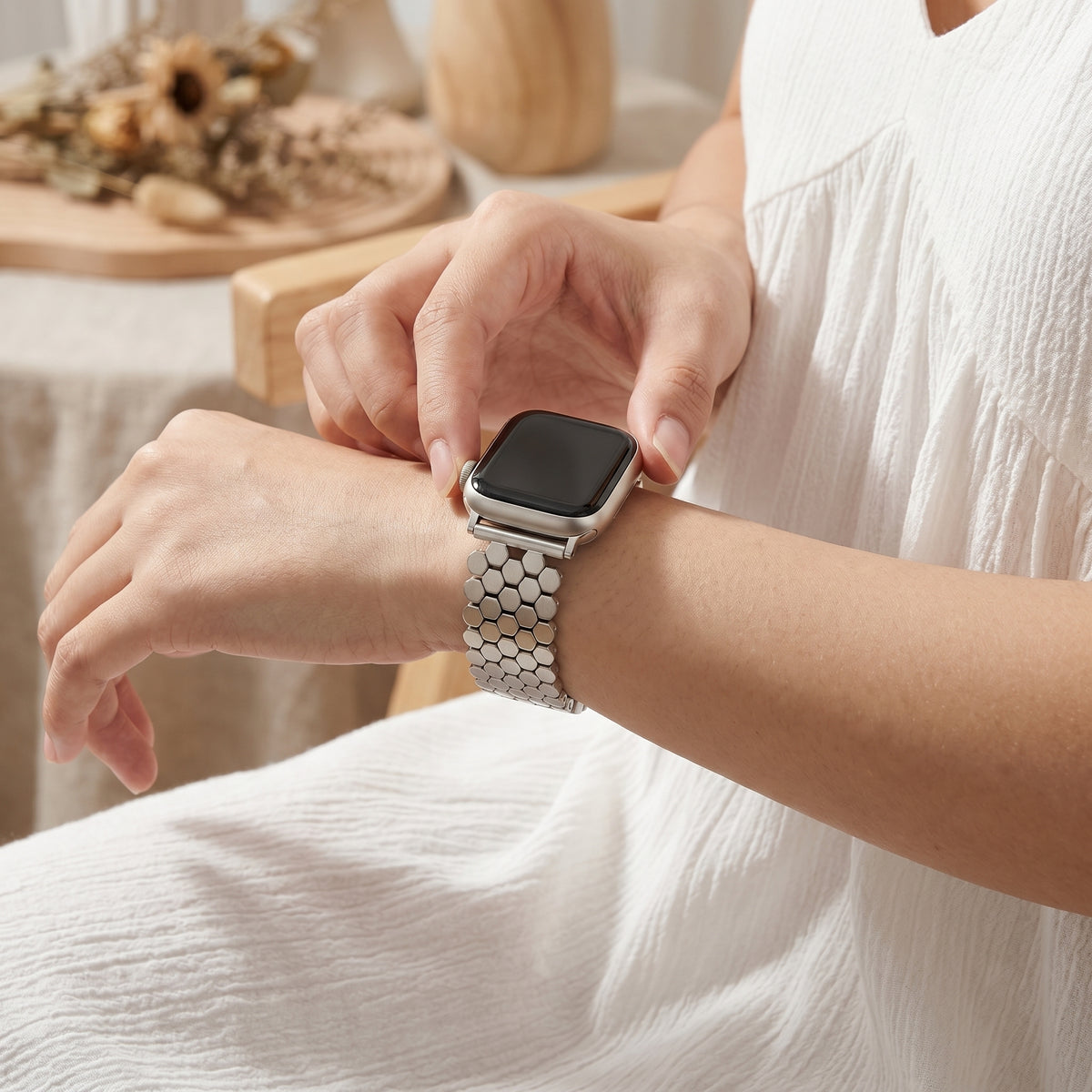 실버 허니콤 럭셔리 Apple Watch 스트랩