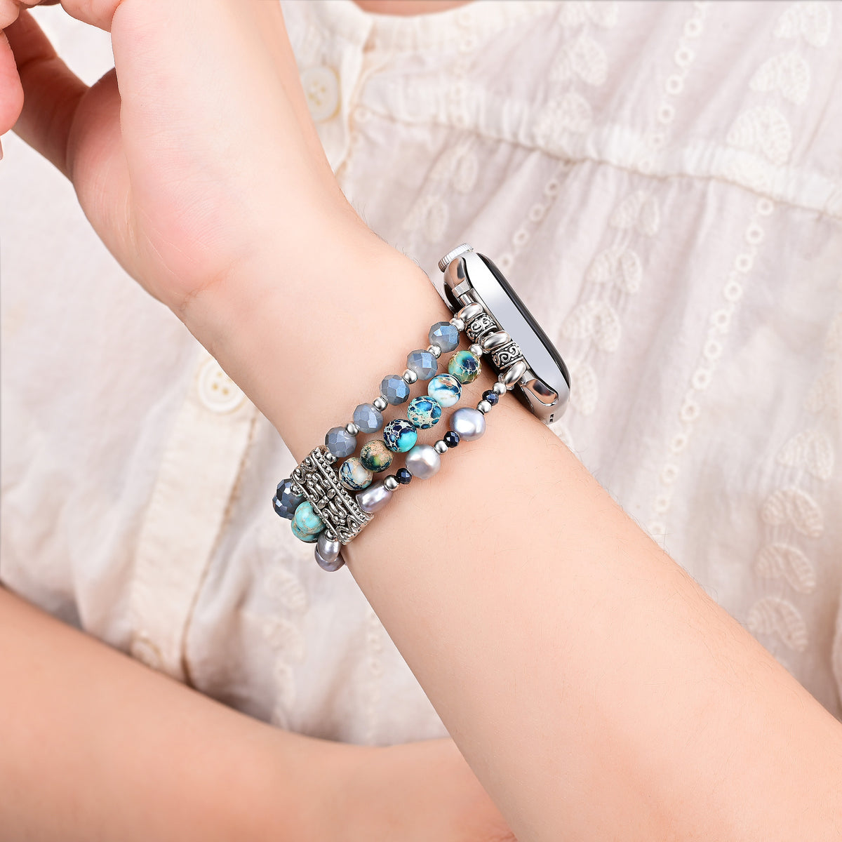 장인 정신이 깃든 재스퍼 노마딕 스트레치 Apple Watch 스트랩