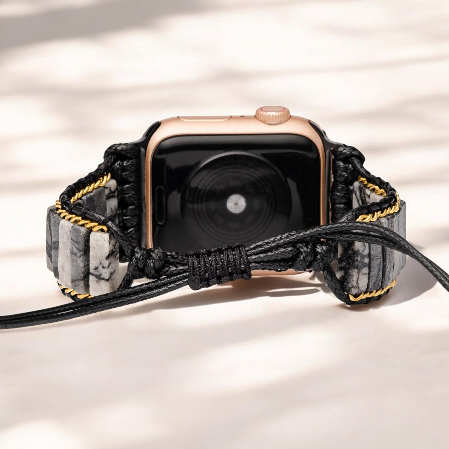 호화로운 Jasper Apple Watch 스트랩